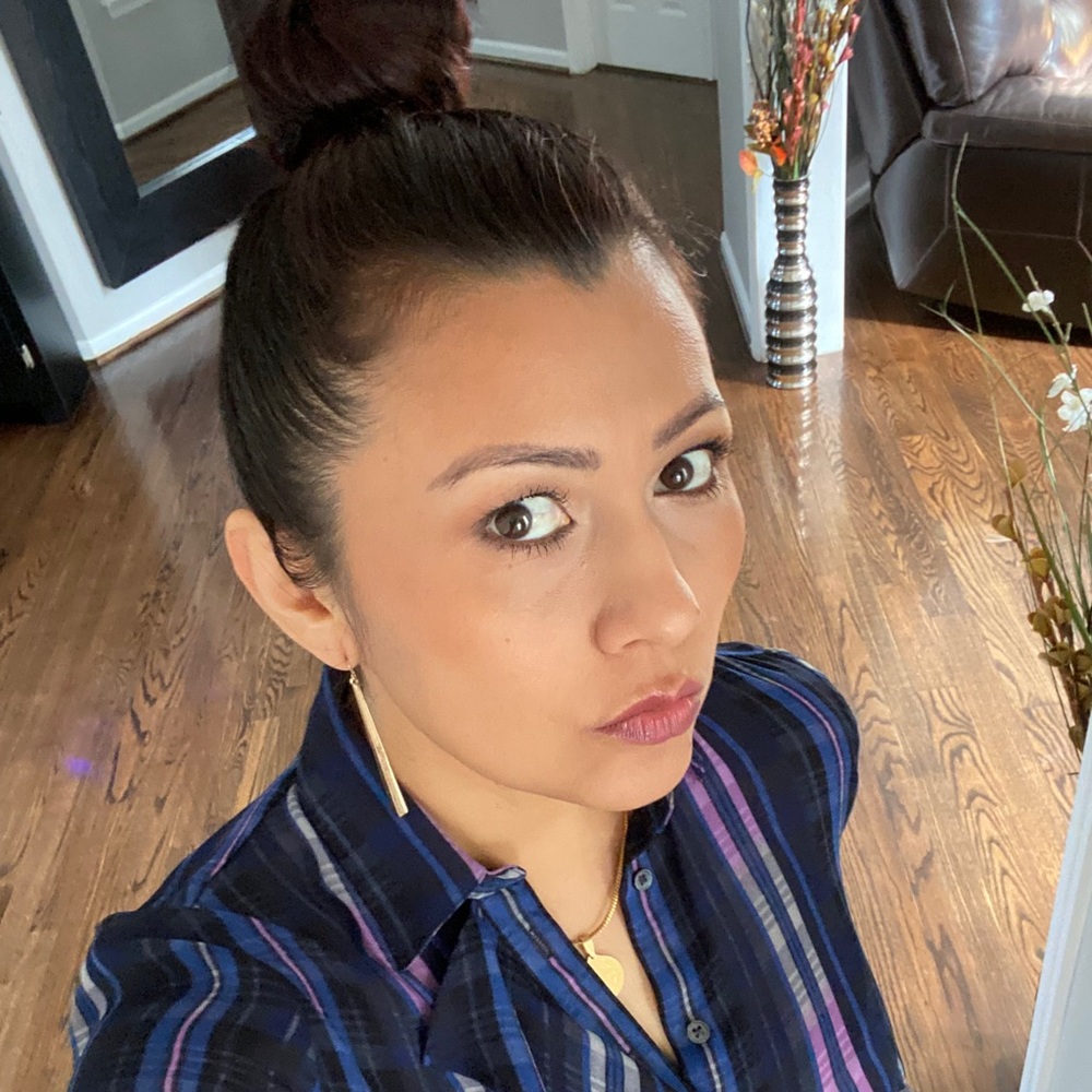 Meet your Posher, Ilyana
